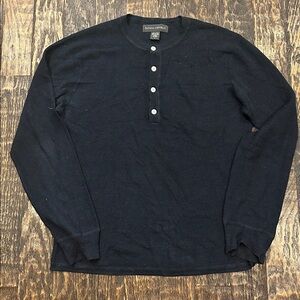 Banana Republic navy Long Sleeve Henley sweater - men’s size small